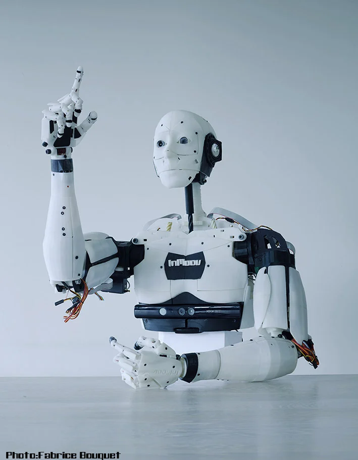 Make Robots and Code